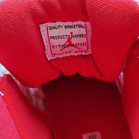 Air Jordan 11 Retro Nike Cherry 11s - Picture 8 of 14